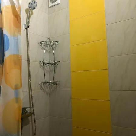 Devolano 1 Apartman *